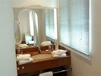 Otel Hoteliere La Pinede Bleue