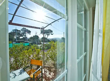Otel Hoteliere La Pinede Bleue *