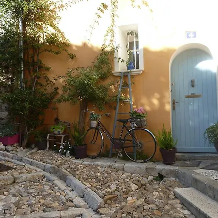 Otel Hoteliere La Pinede Bleue